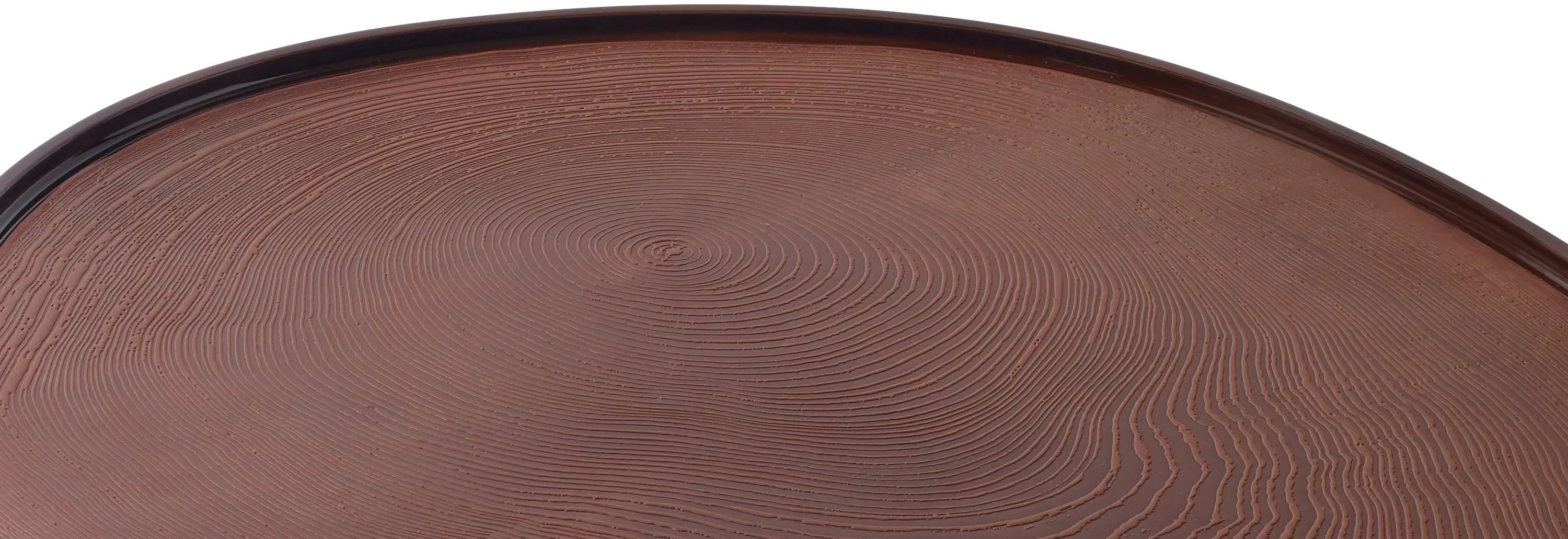 Pièce d’art de vivre en cuir de la maison Martel représentant l’empreinte d’un arbre. Savoir Faire artisanal.